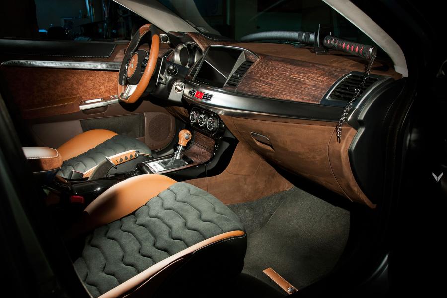 Интерьер Mitsubishi Lancer AllRoad Ronin by Vilner 2018 года  (фото 15 из 28)